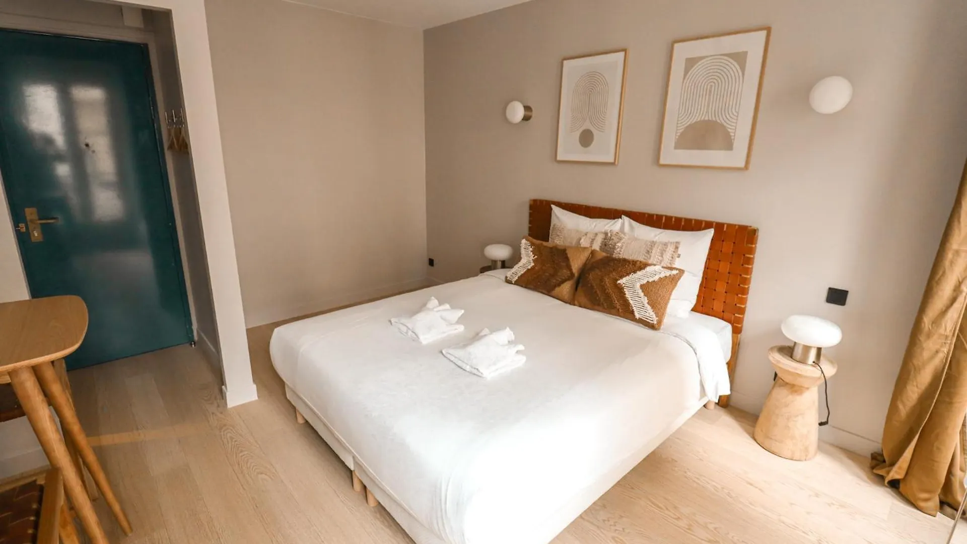 Lägenhet Appartement Cosy Tour Eiffel-Invalides Paris